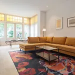 Harry With Private Parking * זנדוורט