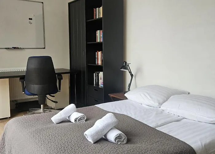 Harry With Private Parking * Zandvoort